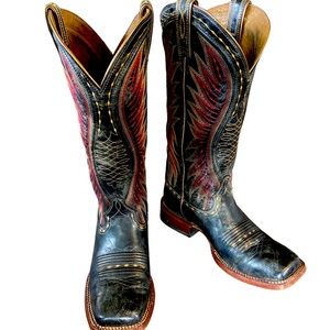 Ariat Ladies' Vaquera Square Toe Tall Boots 
Style: 10019934